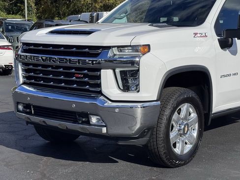 Used 2022 Chevrolet Silverado 2500 LTZ w/ LTZ Convenience Package image 38