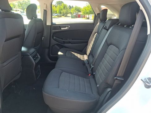 Used 2017 Ford Edge SEL AWD/4WD image 10