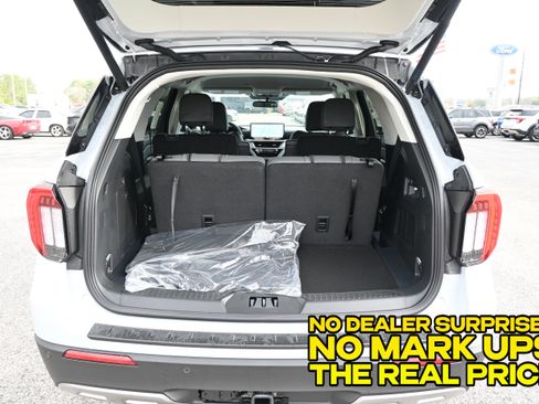 New 2026 Ford Explorer Active w/ Active Comfort Package RWD image 6