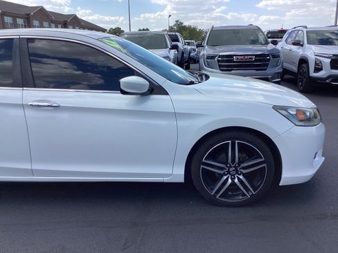 Used 2014 Honda Accord LX image 8