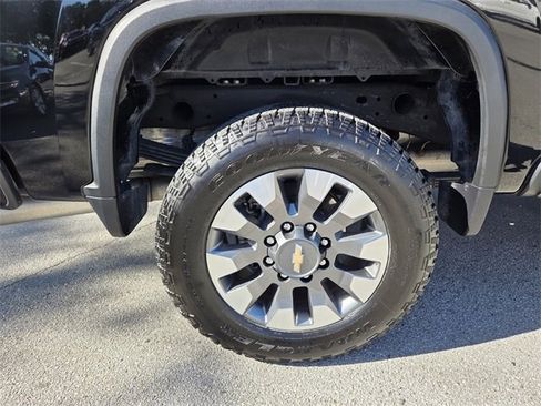 Used 2024 Chevrolet Silverado 2500 Custom w/ Custom Value Package image 22