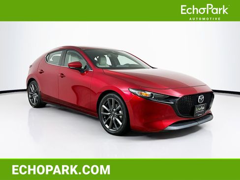 Used 2019 MAZDA MAZDA3 AWD Hatchback image 1
