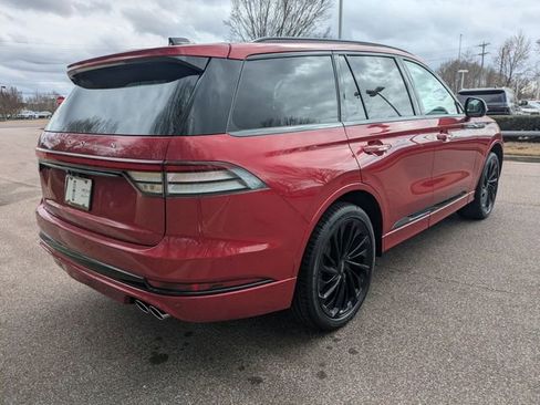 New 2026 Lincoln Aviator Reserve image 3
