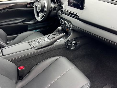 New 2026 MAZDA MX-5 Miata RF Grand Touring w/ Appearance Package RWD image 16