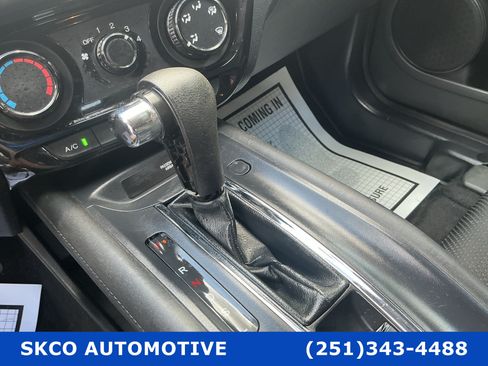 Used 2021 Honda HR-V LX image 23