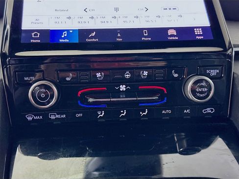 Used 2022 Jeep Grand Cherokee L Overland image 28