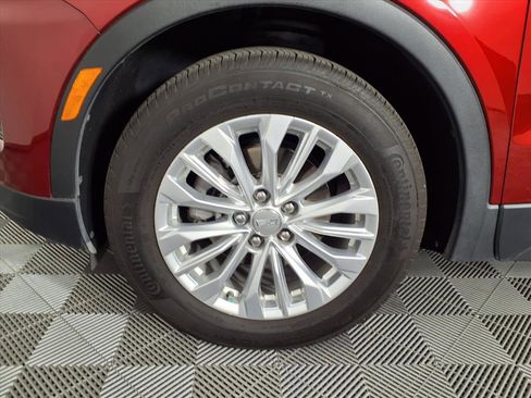 Certified 2024 Cadillac XT4 Luxury w/ Cold Weather Package image 7