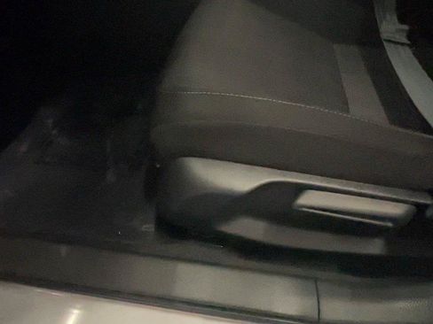 Used 2023 Honda Civic LX image 32