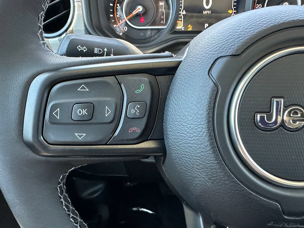 New 2026 Jeep Gladiator Sport AWD/4WD image 19