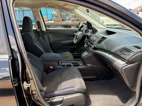Used 2016 Honda CR-V LX image 11