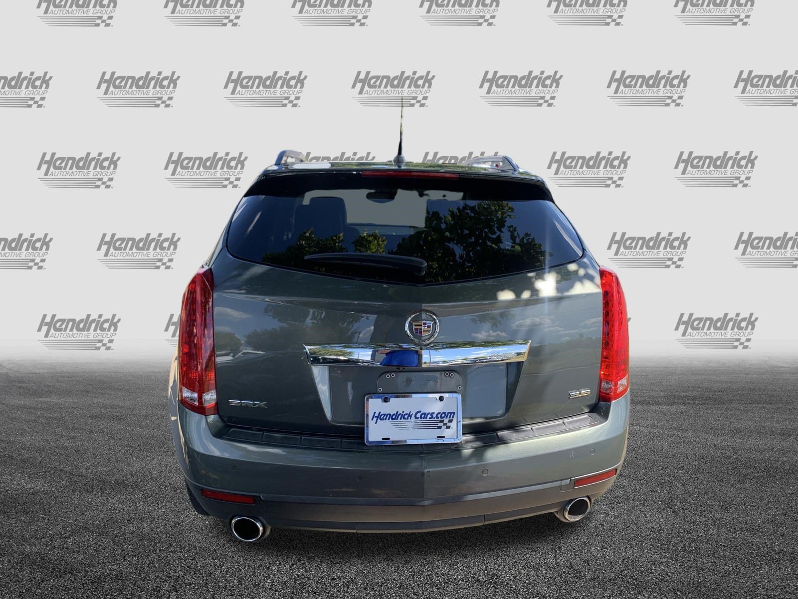 Used 2013 Cadillac SRX Luxury w/ Driver Awareness Package FWD image 9