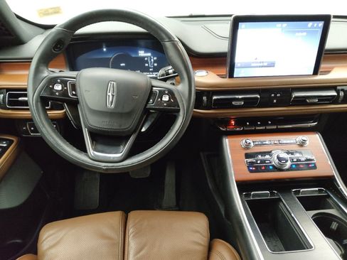 Used 2021 Lincoln Aviator Reserve w/ Equipment Group 202A AWD/4WD image 22
