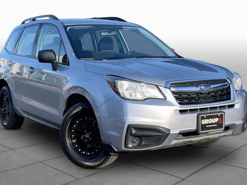 Used 2018 Subaru Forester 2.5i w/ Alloy Wheel Package AWD/4WD image 3
