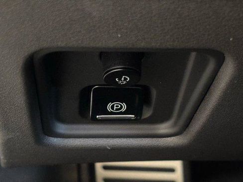 Used 2026 Chevrolet Corvette Stingray Coupe w/ Z51 Performance Package image 21