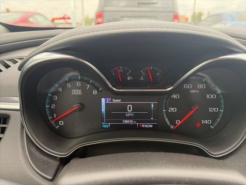 Used 2018 Chevrolet Impala LT FWD image 20
