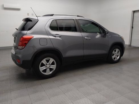 Used 2020 Chevrolet Trax LT w/ Driver Confidence Package image 10