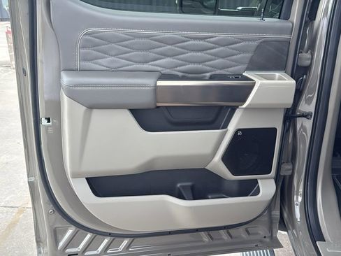 Used 2026 Ford F450 Platinum w/ Platinum Plus Package image 17