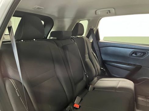 Used 2024 Nissan Rogue S AWD/4WD image 13