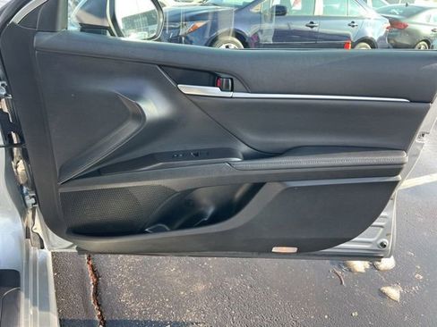 Used 2023 Toyota Camry XSE image 31