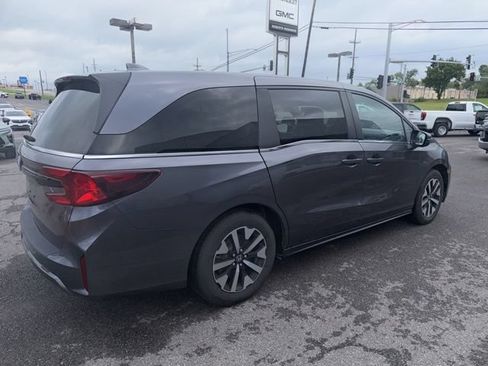 Used 2025 Honda Odyssey EX-L image 12
