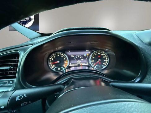 Used 2018 Jeep Renegade Limited w/ UConnect 8.4 Nav Group image 18