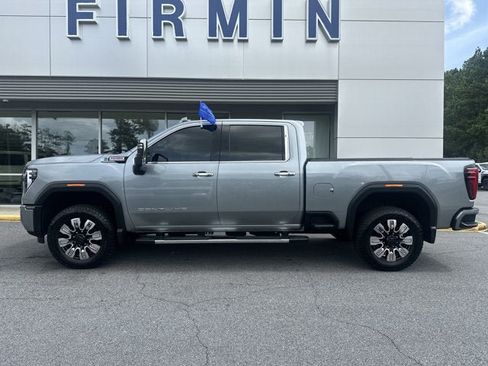 Used 2024 GMC Sierra 2500 Denali w/ Technology Package AWD/4WD image 1