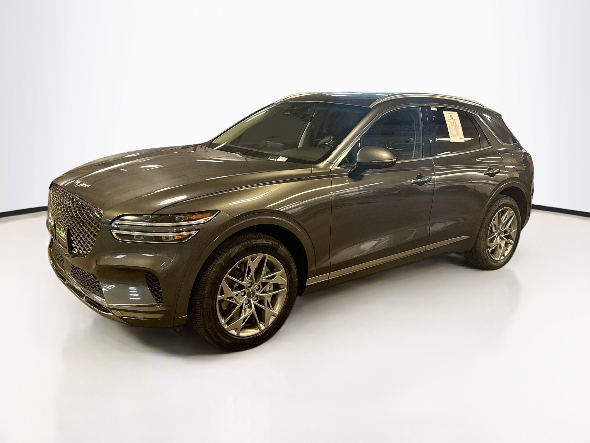 Used 2025 Genesis GV70 2.5T AWD/4WD image 3