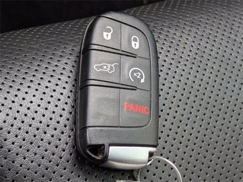 Used 2021 Jeep Grand Cherokee High Altitude image 38