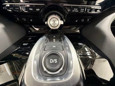 Certified 2022 Acura MDX SH-AWD w/ Advance Package image 45