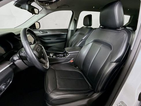 Used 2021 Jeep Grand Cherokee L Limited image 23