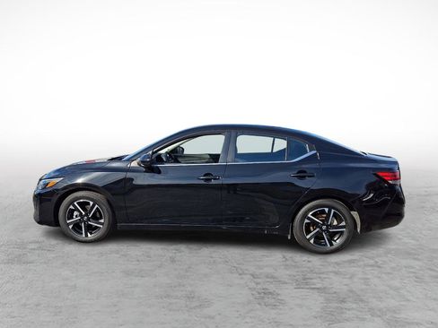 Used 2024 Nissan Sentra SV image 2