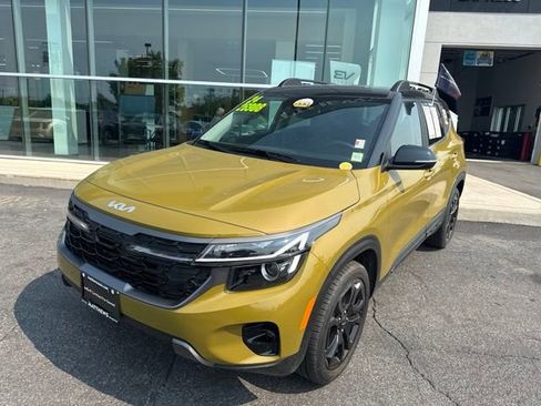 Certified 2024 Kia Seltos X-Line AWD/4WD image 2