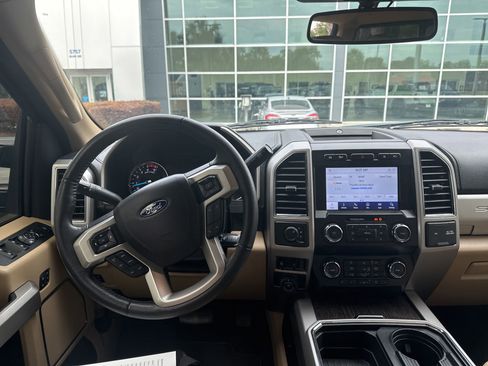 Certified 2020 Ford F350 Lariat w/ Lariat Value Package AWD/4WD image 12