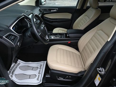 Used 2019 Ford Edge SEL w/ Equipment Group 201A image 15