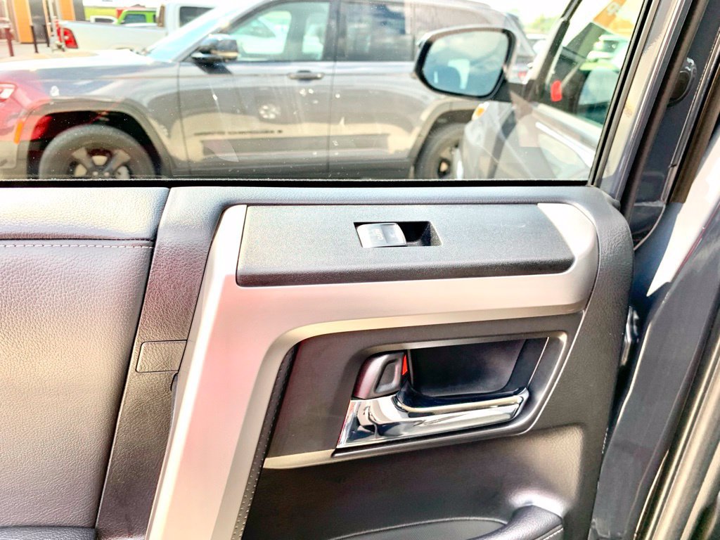 Used 2024 Toyota 4Runner SR5 AWD/4WD image 17
