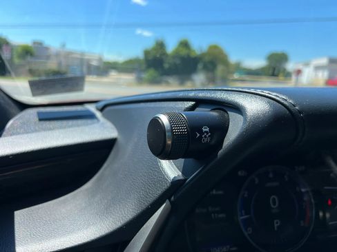 Used 2019 Lexus ES 350 w/ Premium Package FWD image 30