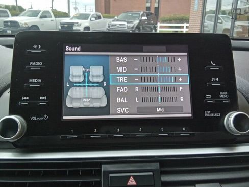 Used 2019 Honda Accord LX image 15