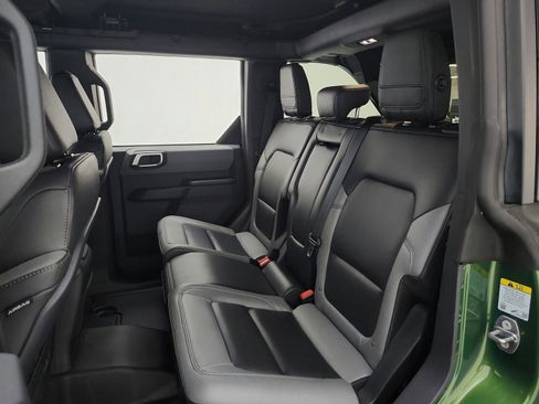Used 2024 Ford Bronco Big Bend image 15