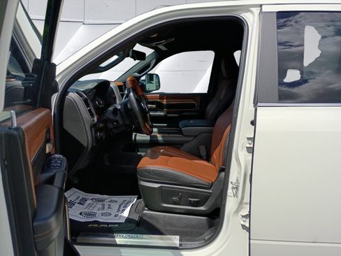 Used 2022 RAM 2500 Limited AWD/4WD image 10