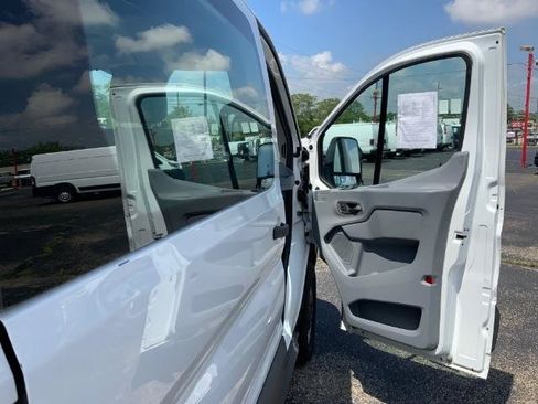 Used 2017 Ford Transit 150 148 Low Roof RWD image 21