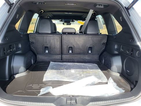 Certified 2025 Subaru Forester Limited w/ Popular Package #2 AWD/4WD image 24