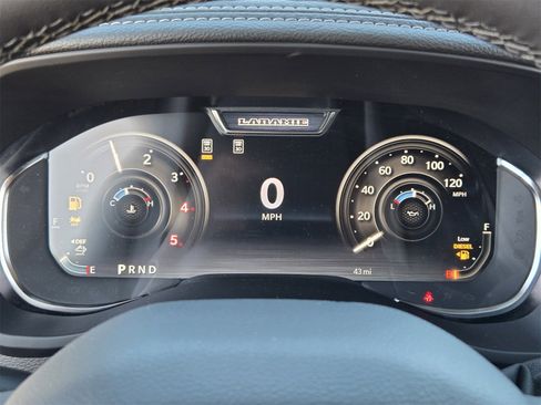 New 2025 RAM 2500 Laramie w/ Night Edition image 15