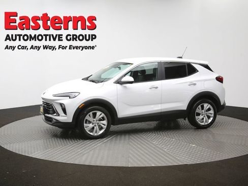 Used 2025 Buick Encore GX Preferred FWD image 57