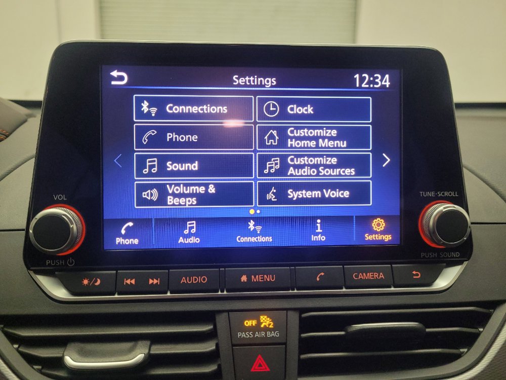 Used 2024 Nissan Altima 2.5 SR FWD image 25