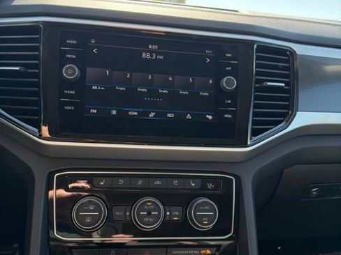 Used 2023 Volkswagen Atlas SEL Premium AWD/4WD image 8