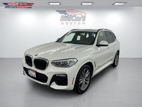 Used 2018 BMW X3 xDrive30i image 1