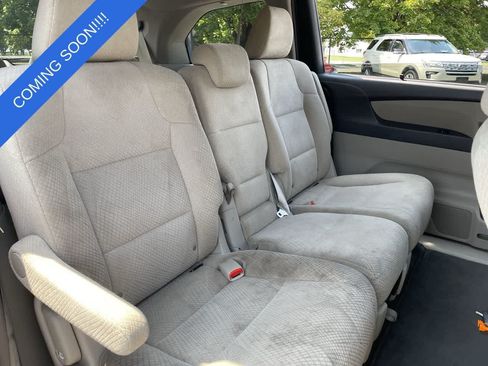 Used 2017 Honda Odyssey EX image 15