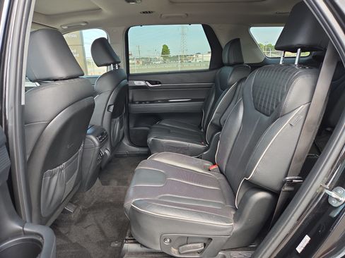 Used 2024 Hyundai Palisade Limited FWD image 8