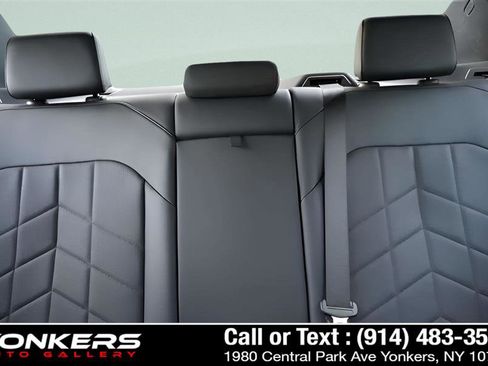 Used 2024 BMW 530i xDrive 530i xDrive image 39