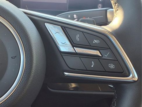 Certified 2025 Buick Envision Preferred image 15